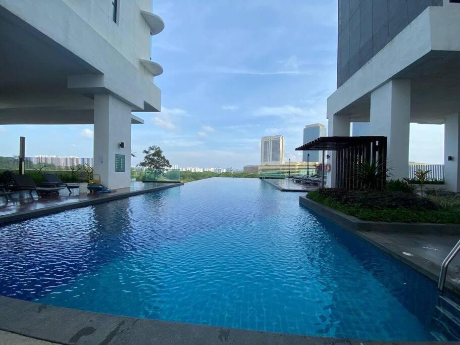 Pangsapuri Southkey/midvalley A25-highfloor Mahjong@johor Bahru Johor Bahru